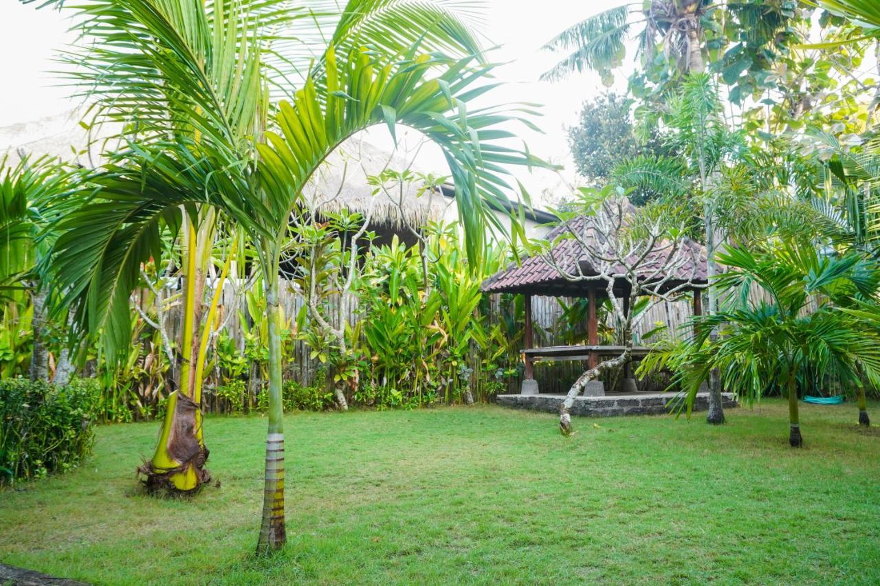 Pemuntalan Guesthouse Nusa Lembongan  Exterior photo
